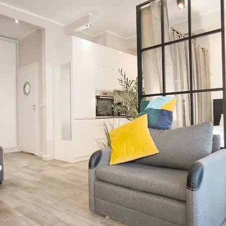 Neptun Park 1 & Parking Gdańsk